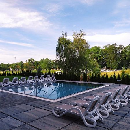 Terma Słowacki Resort Medical Spa Busko-Zdrój Exterior foto