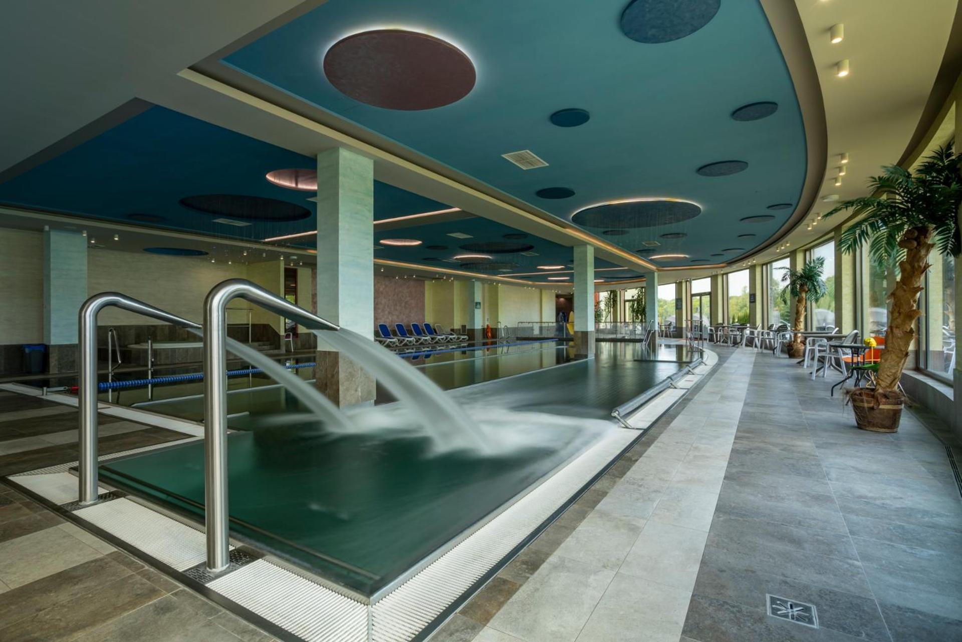Terma Słowacki Resort Medical Spa Busko-Zdrój Exterior foto